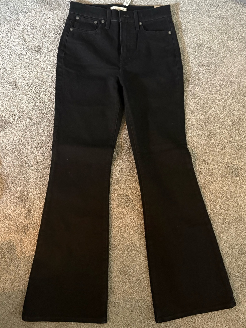 Madewell NWT Black flare Jeans
